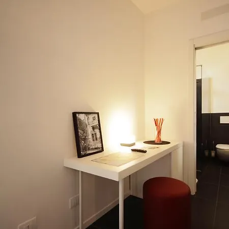 Dimoras House Guest house 2*