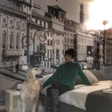 Πανσιόν Dimoras House Βερόνα