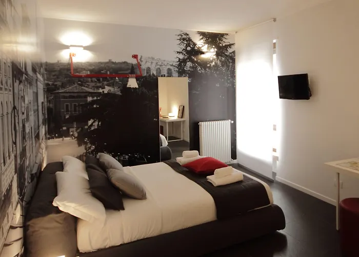 Affittacamere Dimoras House 3*