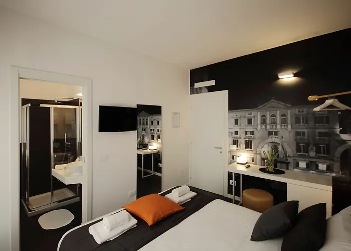 Affittacamere Dimoras House 3*